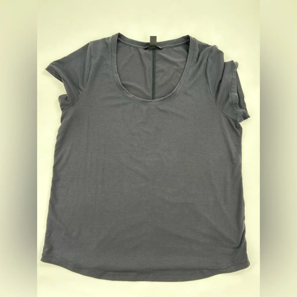 Athleta Charcoal Short Sleeve Tee - Picture 1 of 4